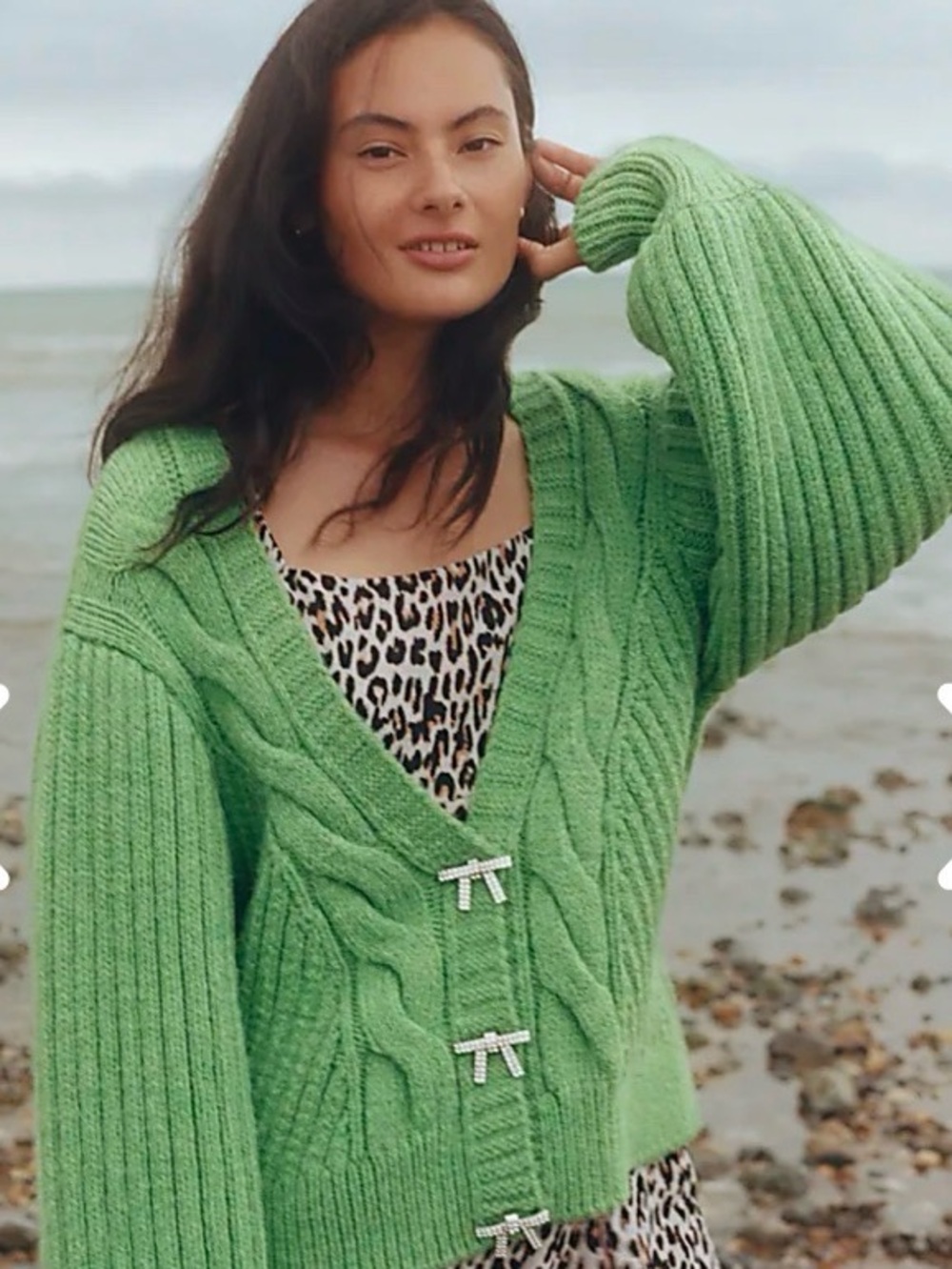 Green Cable-Knit V-Neck Sweater Cardigan with Rhinestone Bow Buttons